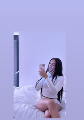 393270
